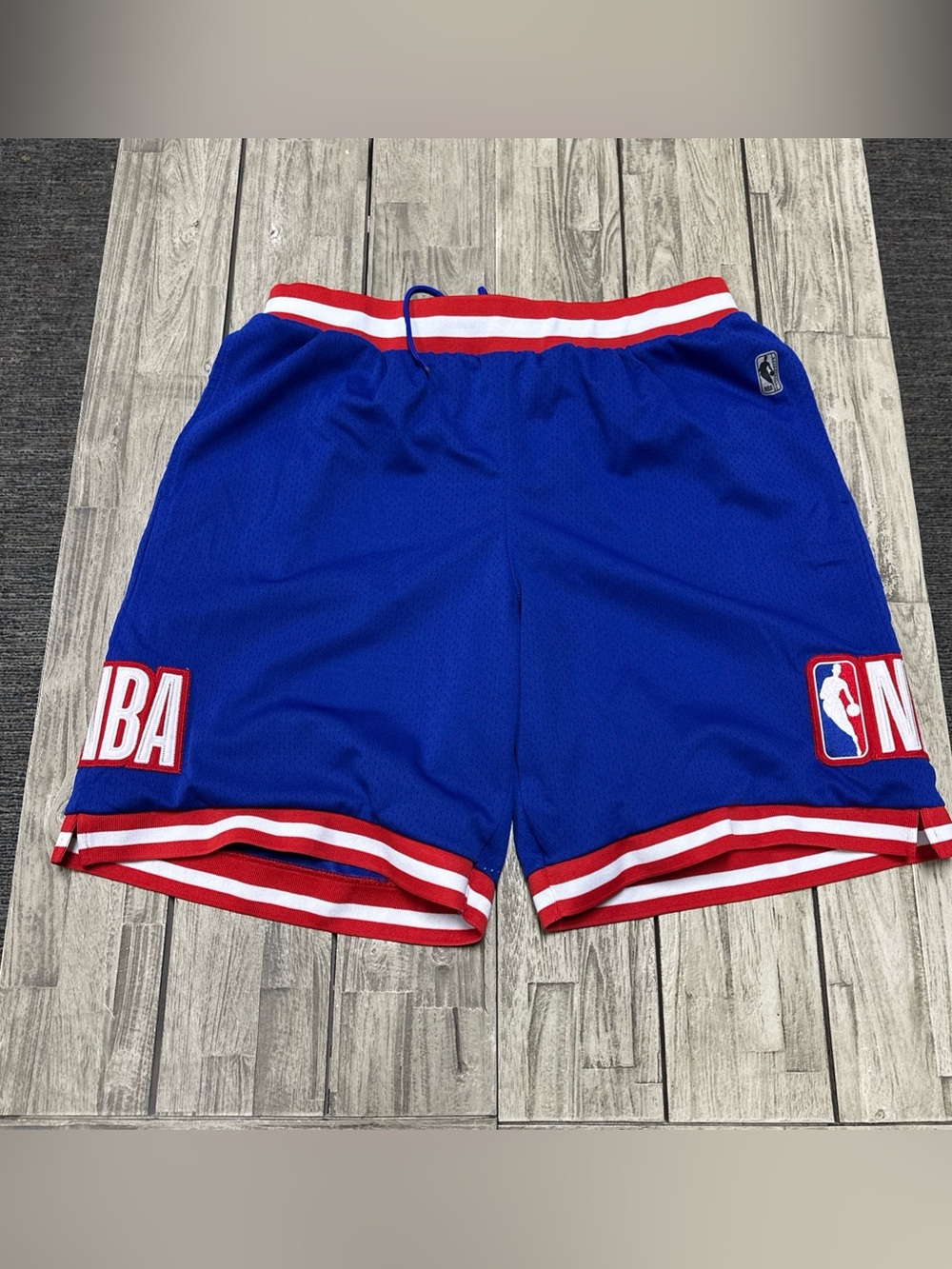 Ultra Game NBA Basketball Shorts Size XL Blue Red Embroidered Oversized